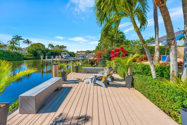 Admirals Cove Residence photo 38