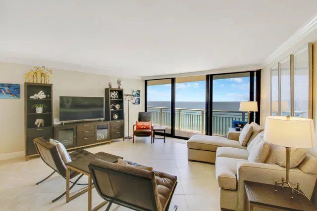 Tiara Singer Island Unit 23d photo 2