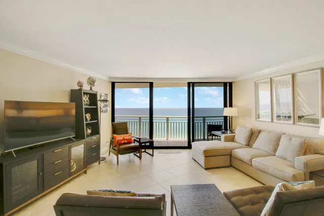 Tiara Singer Island Unit 23d photo 5