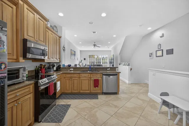 Residence photo 5
