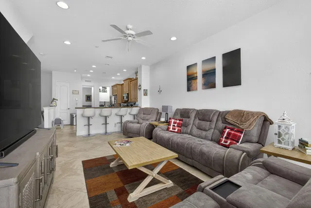 Residence photo 20