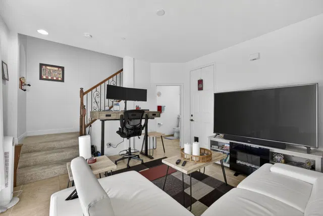 Residence photo 34