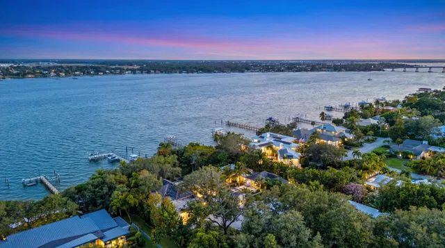 Sewall's Point Residence photo 3