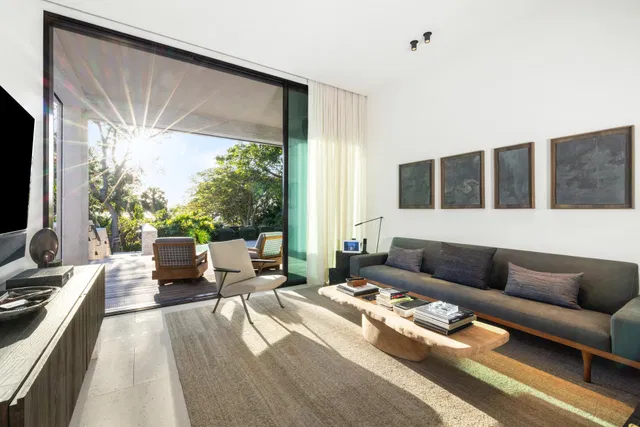 Sewall's Point Residence photo 27