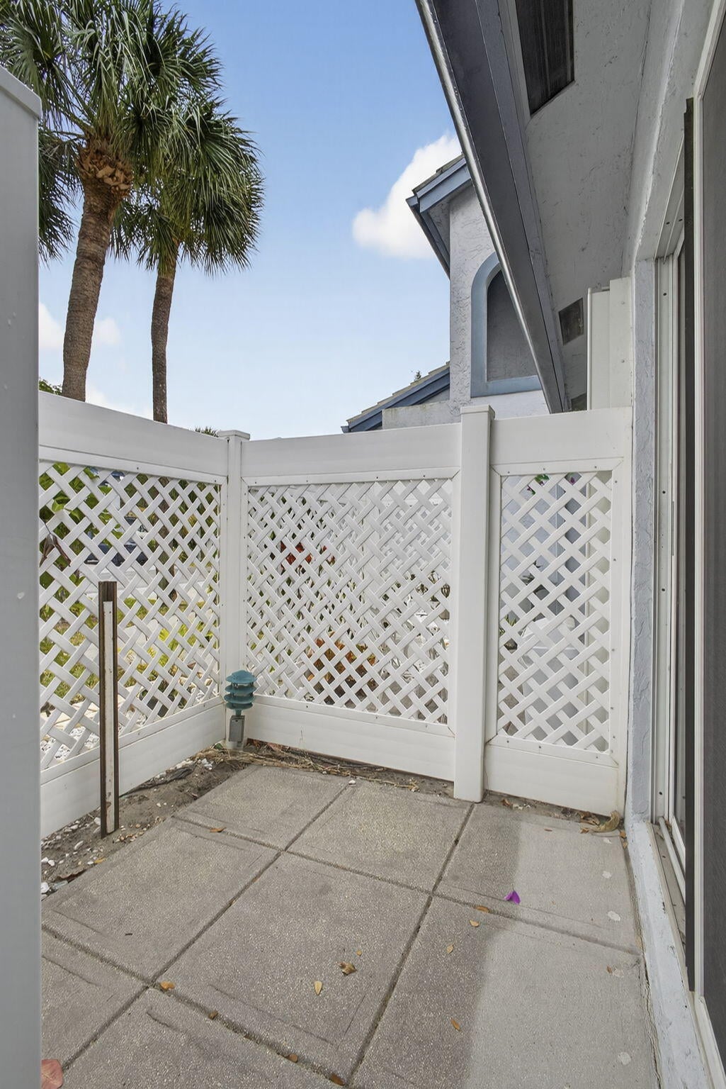 Unit 103 photo 6