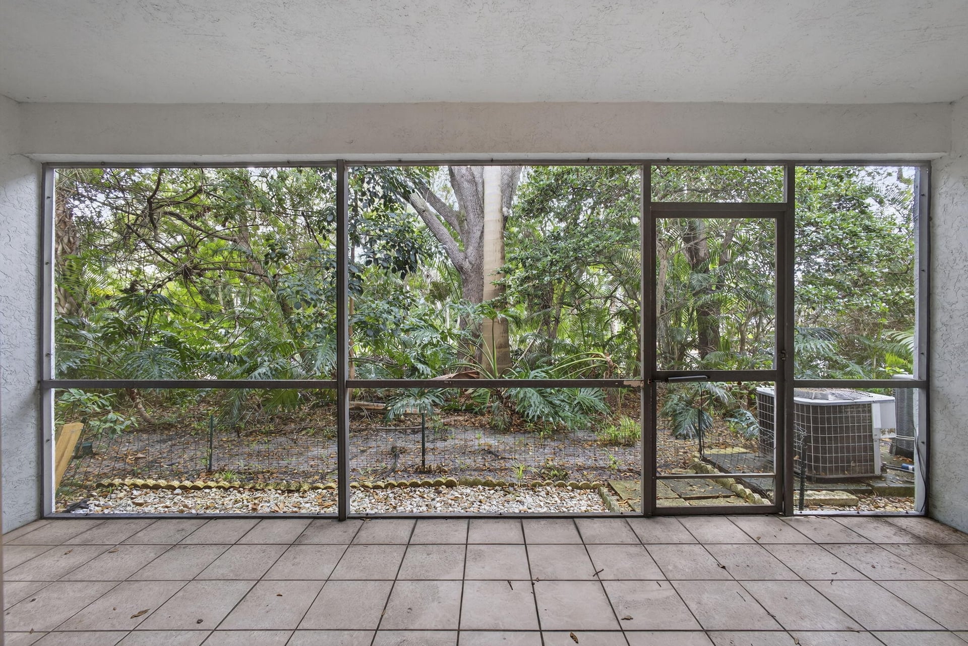 Unit 103 photo 16