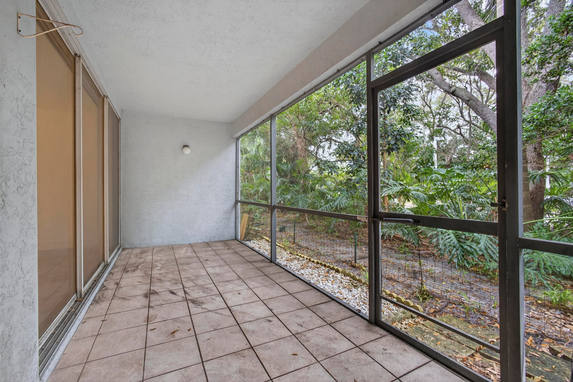 Unit 103 photo 23