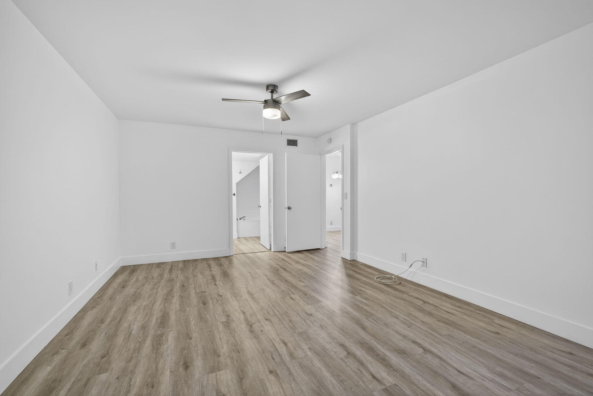 Unit 103 photo 24