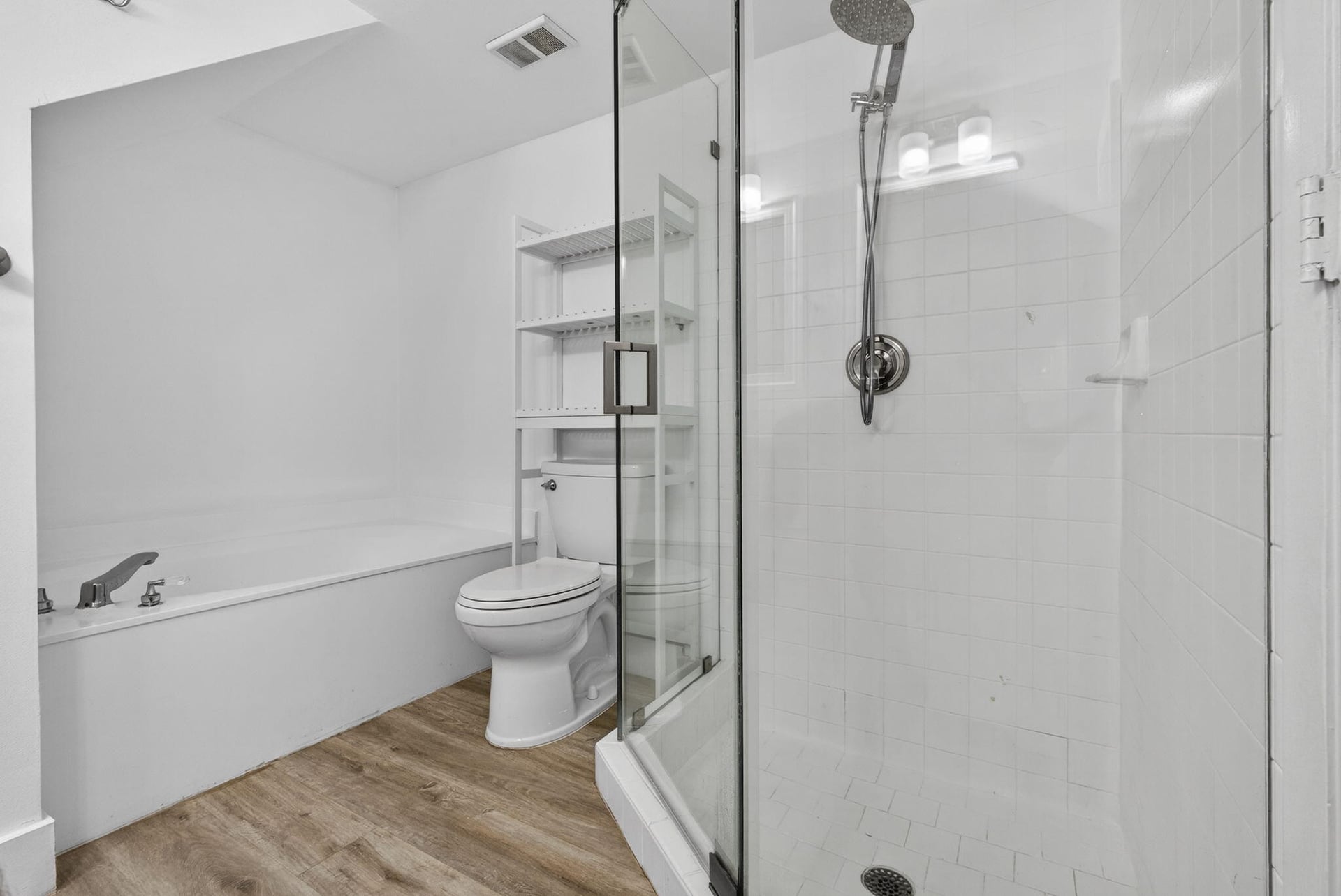 Unit 103 photo 26