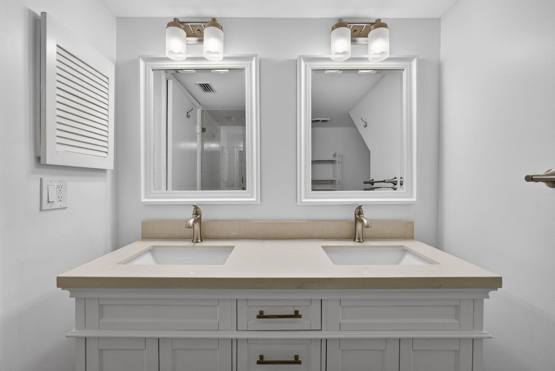 Unit 103 photo 28