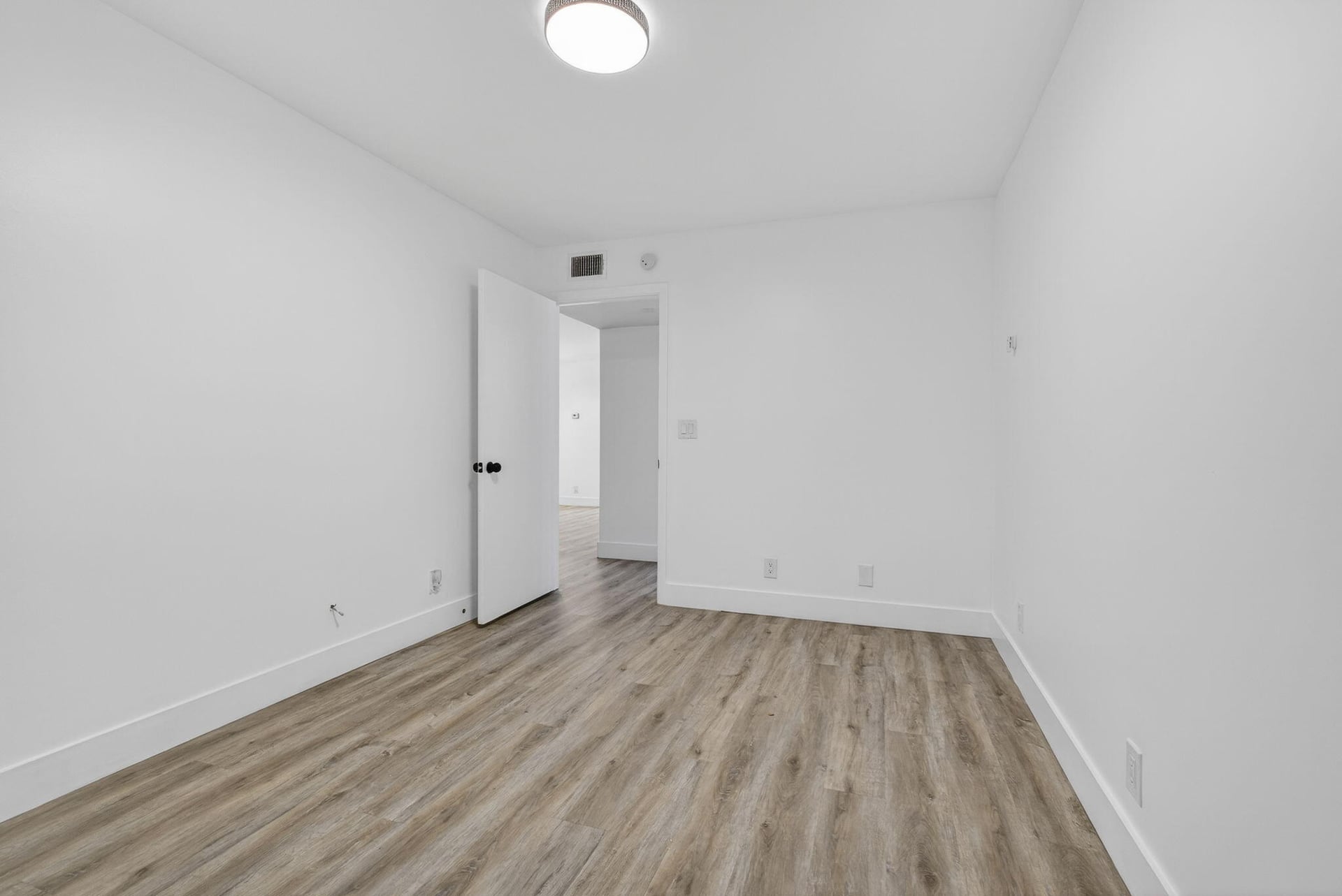 Unit 103 photo 35