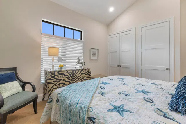  Residence photo 35