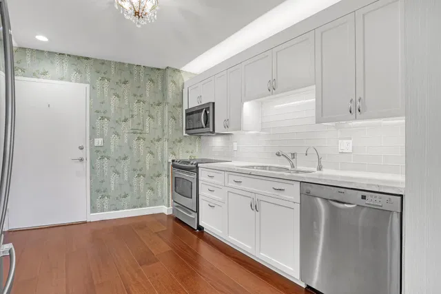 Palm Beach Towers, Palm Beach Unit 302 B photo 12