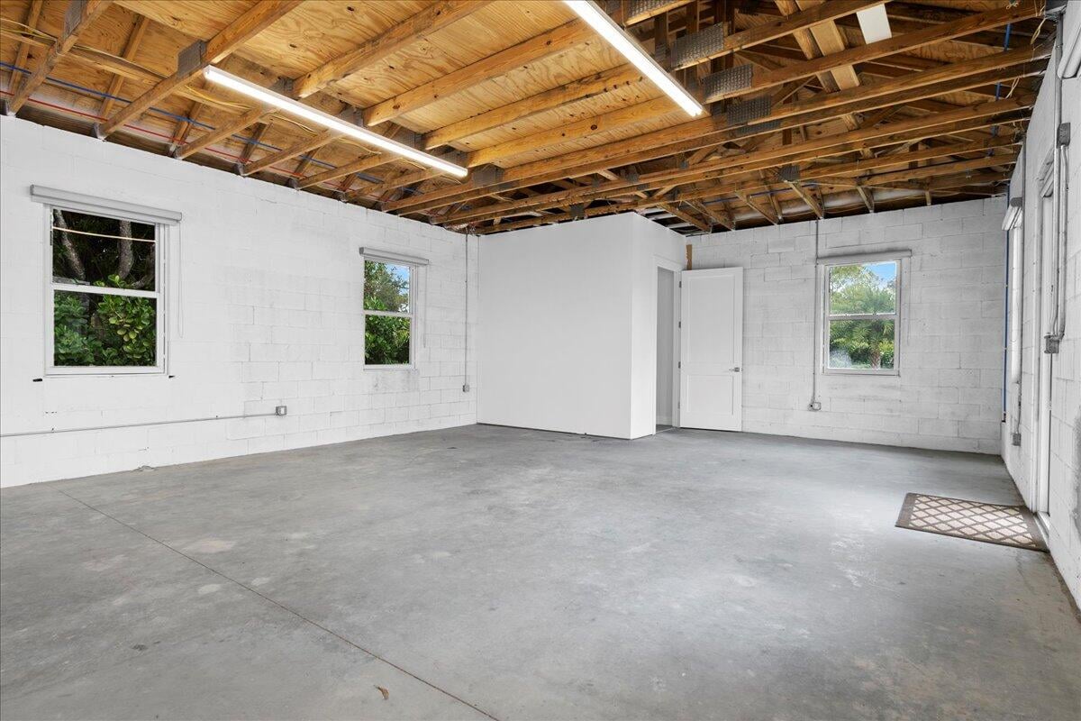 Residence photo 15