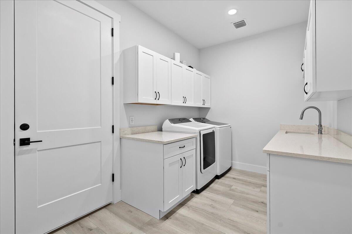 Residence photo 36