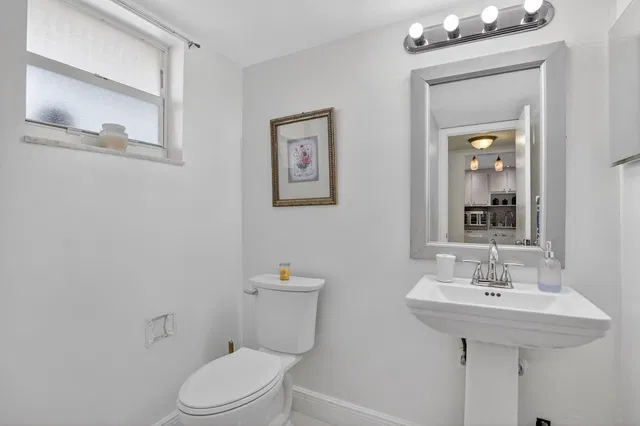Unit 1433 photo 15