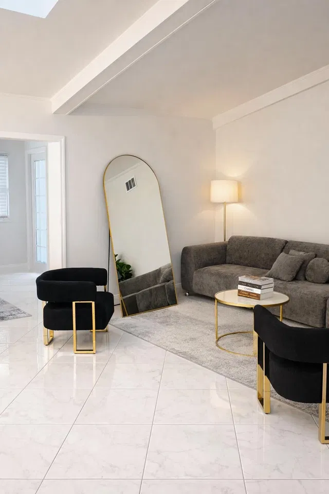 Residence photo 2