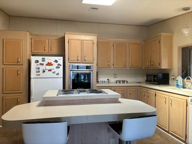 Residence photo 4