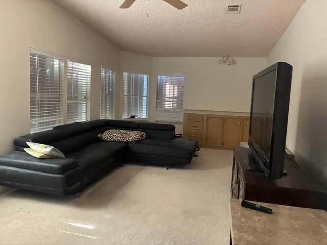  Residence photo 10