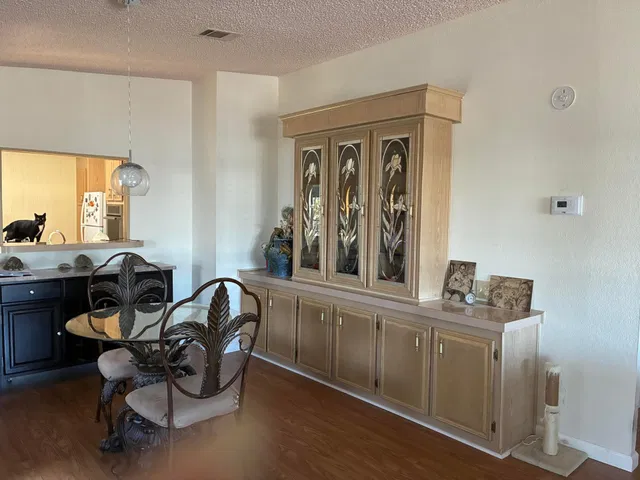 Residence photo 11