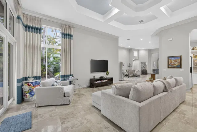 Mirasol Country Club Residence photo 37