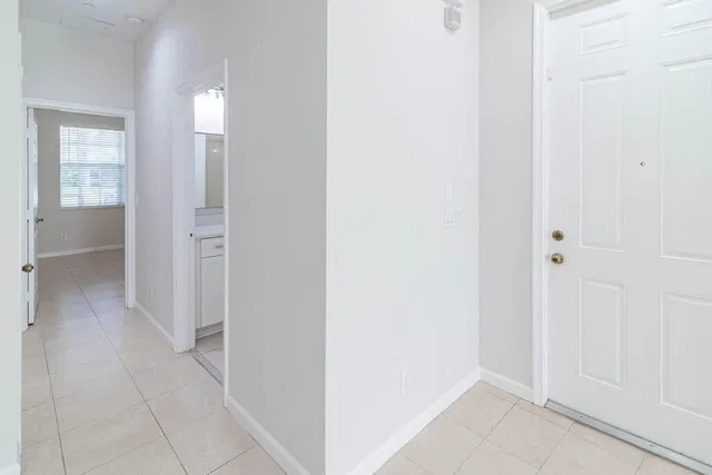  Residence photo 17