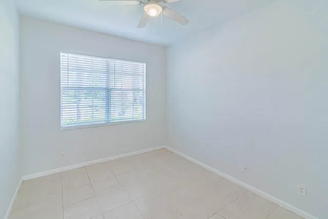 Residence photo 19
