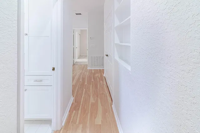  Residence photo 33