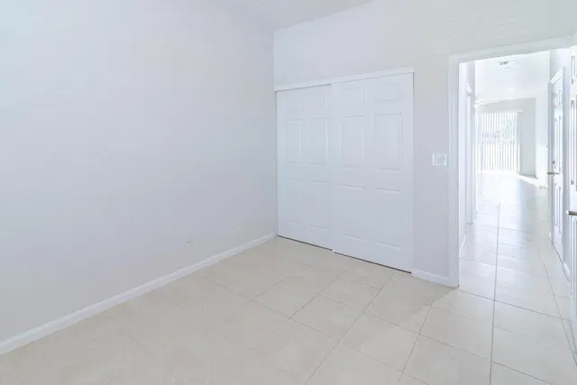  Residence photo 34