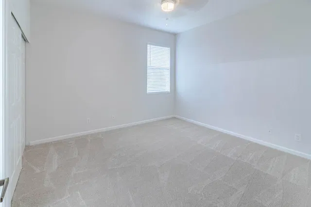  Residence photo 42