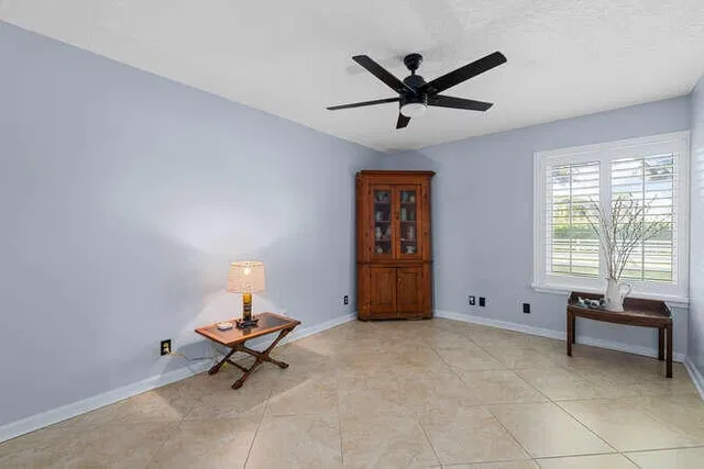 Saddle Trail Park Residence photo 19