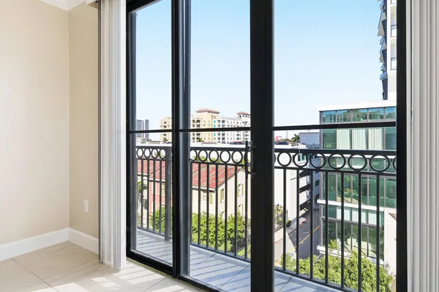 Courtyards in Cityplace Unit 533 photo 10