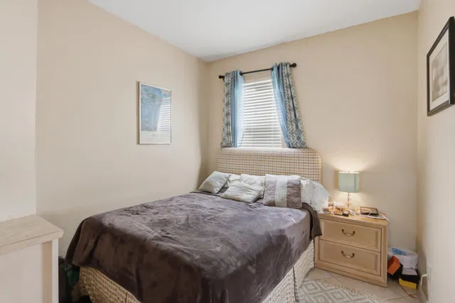 Residence photo 18