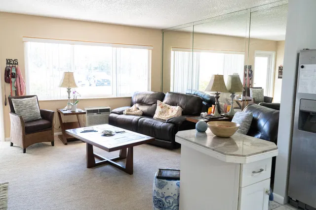  Residence photo 11
