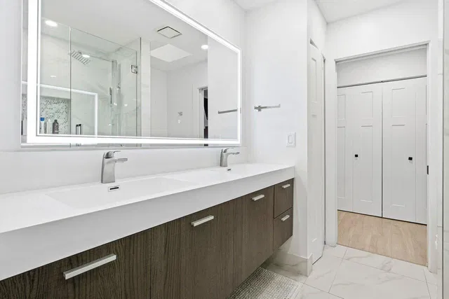 Woodfield Country Club Residence photo 11