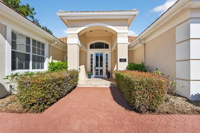 Willoughby Golf Club Residence photo 2
