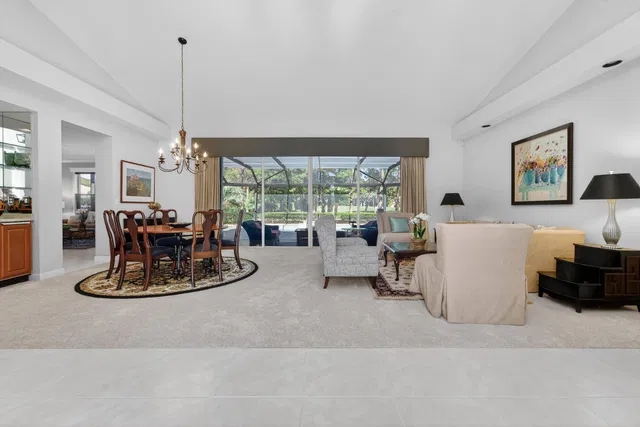 Willoughby Golf Club Residence photo 8