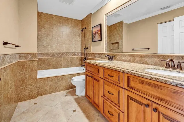 Boca Isles Residence photo 29