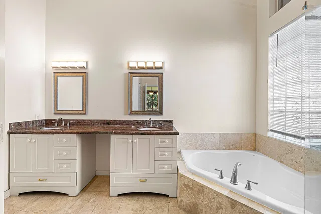 Boca Isles Residence photo 19
