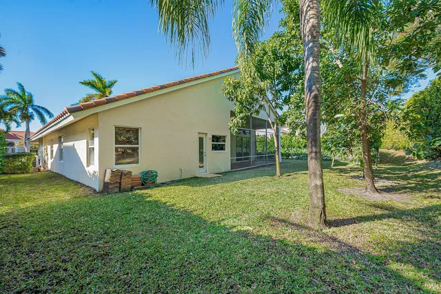 Boca Isles Residence photo 28