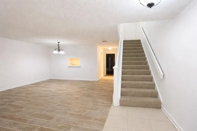Unit 1294 photo 13