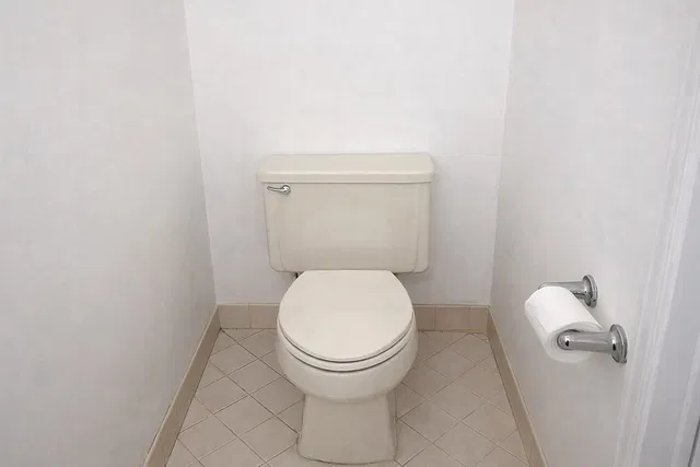 Unit 1294 photo 20