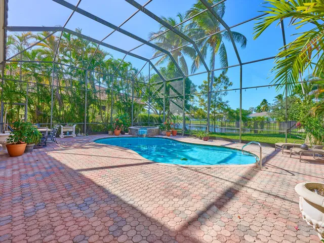 Saturnia Boca Raton Residence photo 47