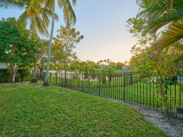 Saturnia Boca Raton Residence photo 52