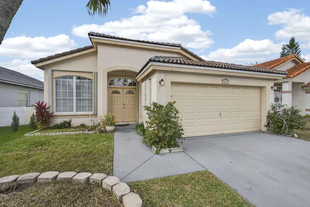 Residence photo 2