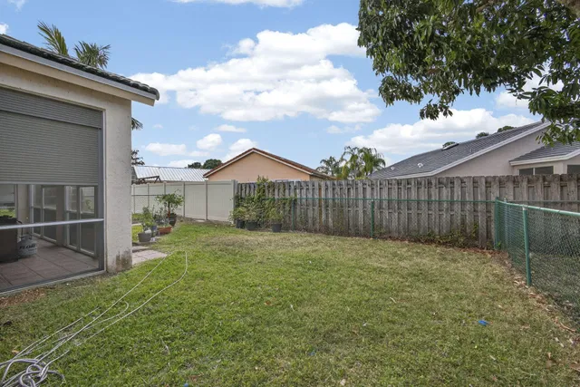 Residence photo 38