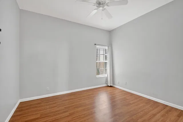Residence photo 24