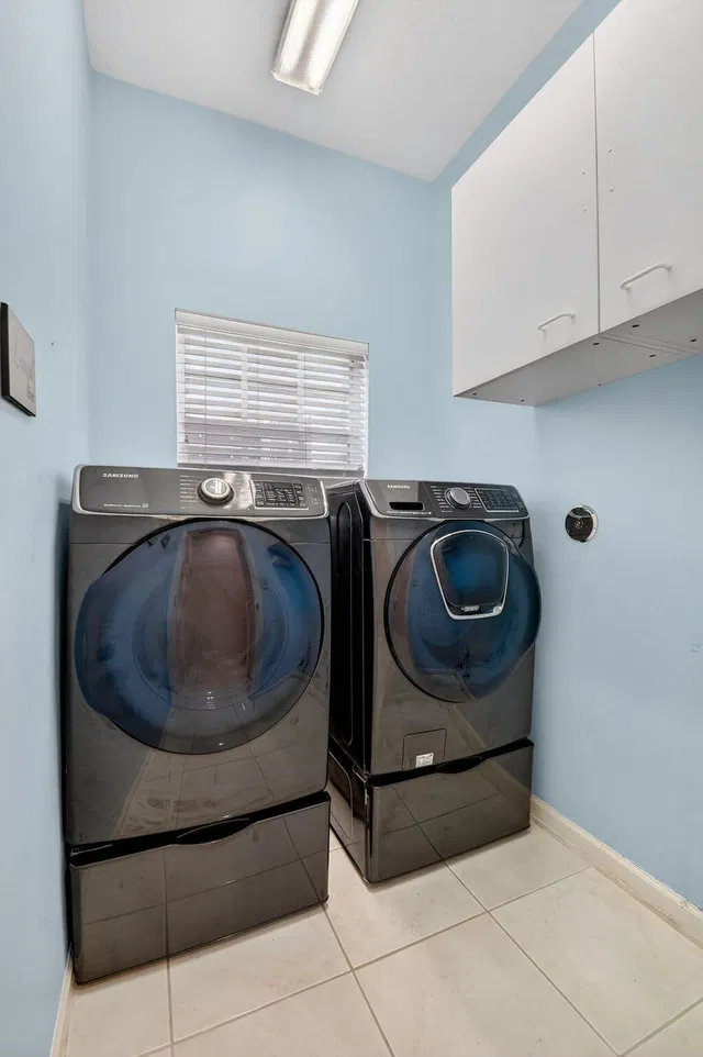 Residence photo 30