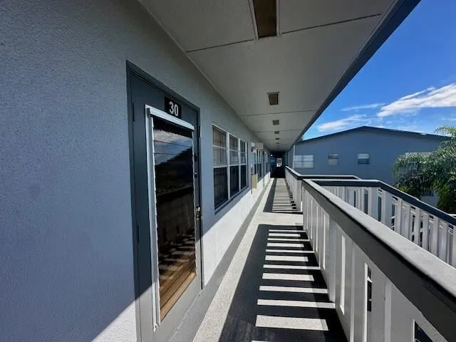 Residence photo 2