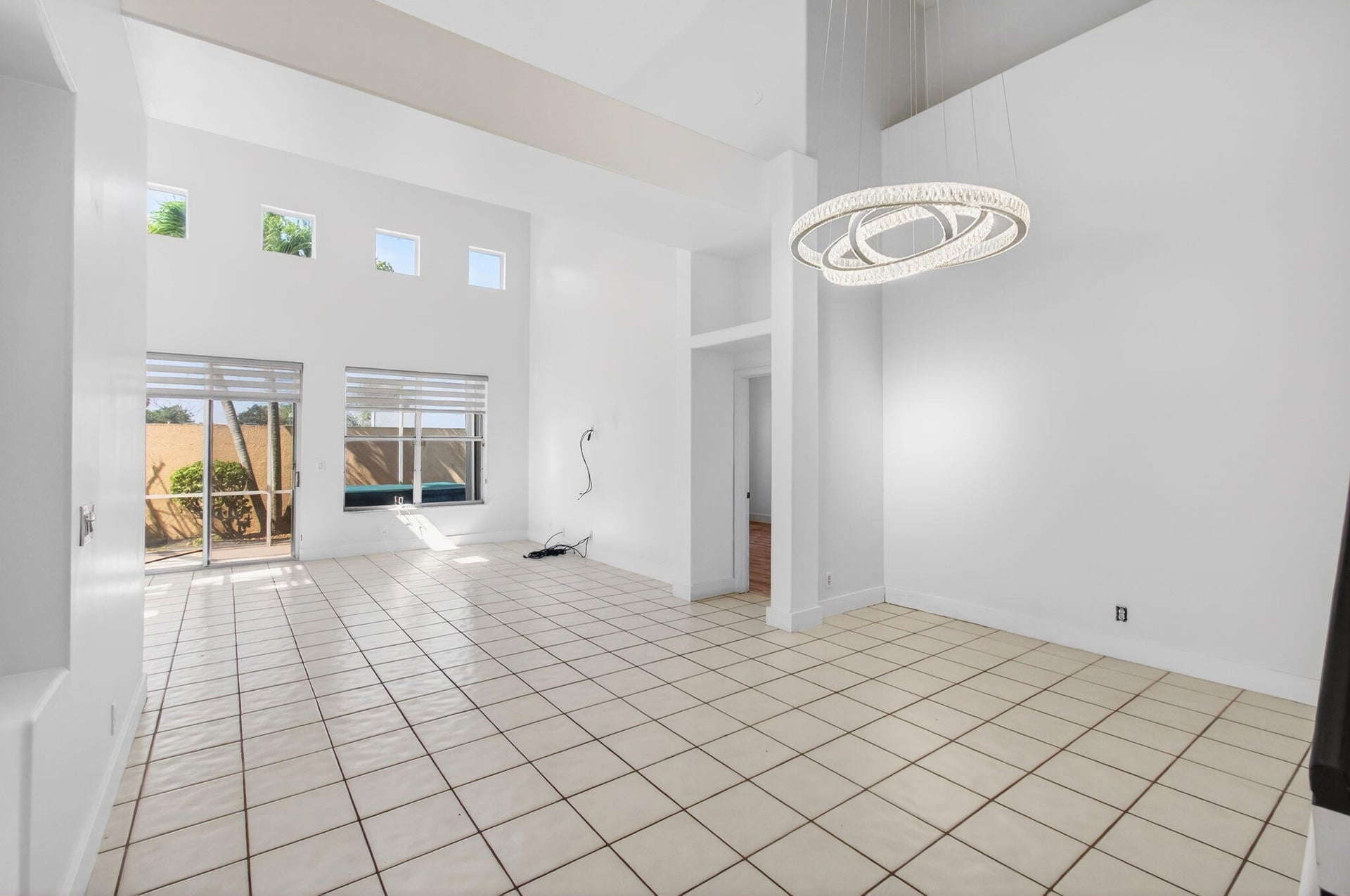Residence photo 4